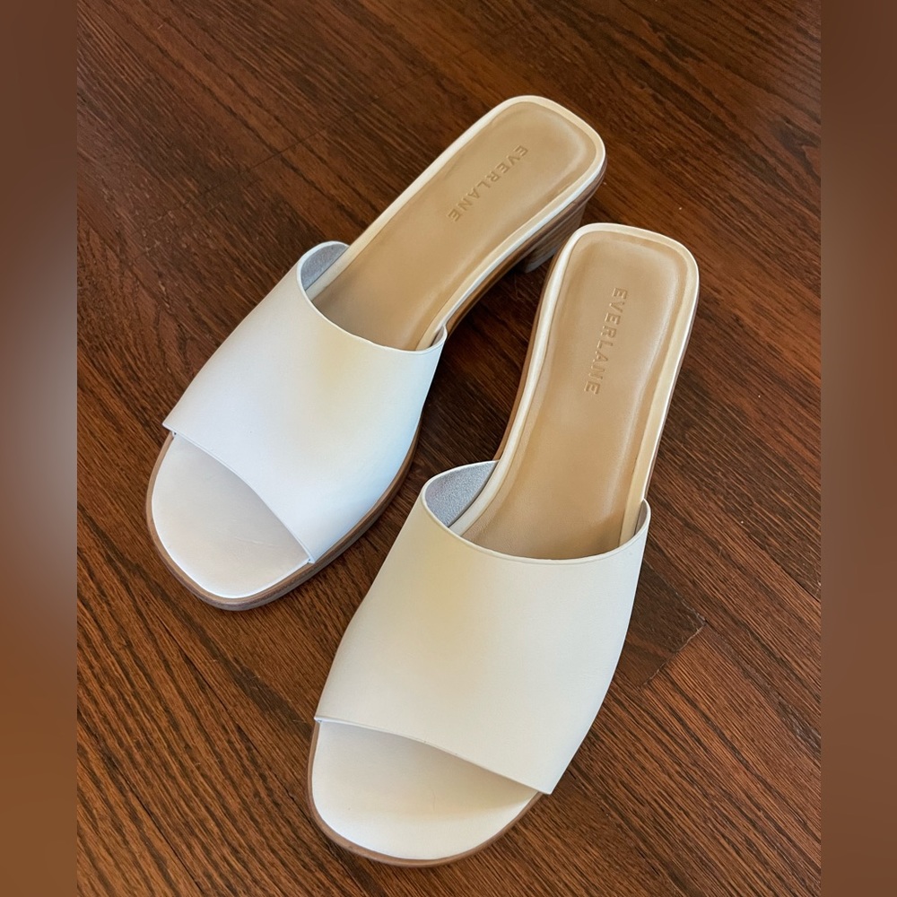Everlane: The City Sandal in WHITE (Size 8)